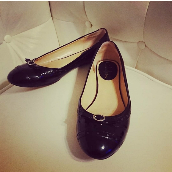 Cole Haan Black Patent Flats - Picture 1 of 4